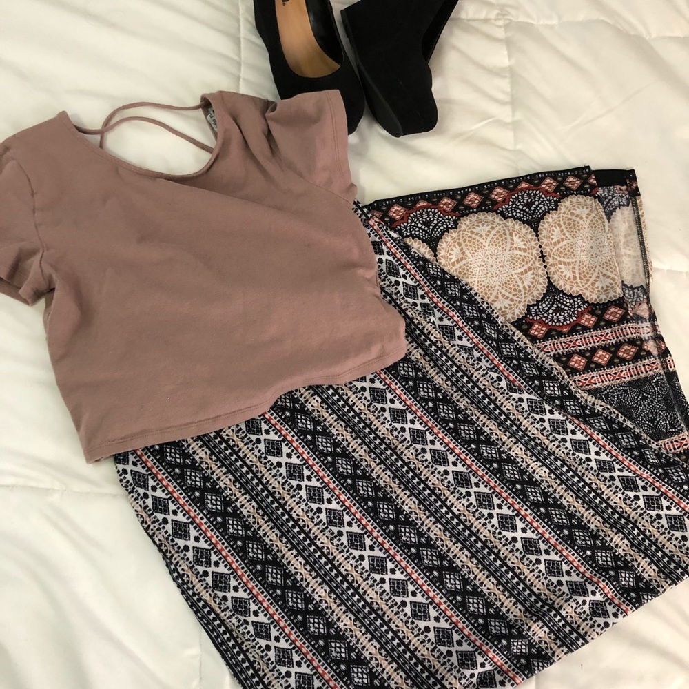 Maxi skirt, earth tones w/ mandala patterns!